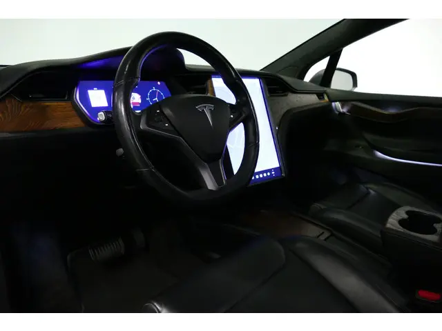 Tesla Model X Long Range 2019 Elektrisch 6
