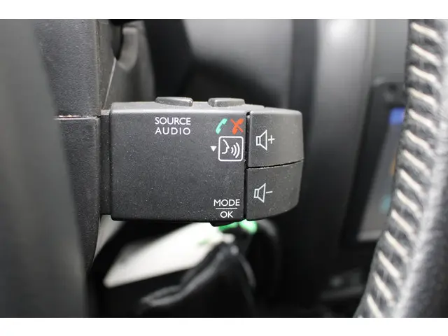 Dacia Duster 1.2 TCe 4x2 Blackshadow 2017 Benzine 21