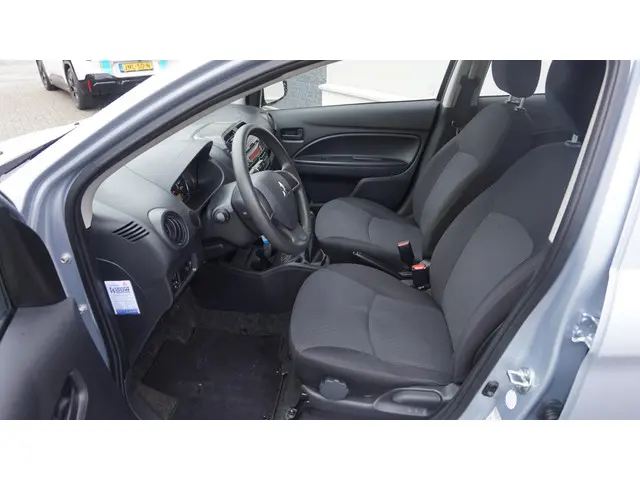 Mitsubishi Space Star 1.0 Cool+ Airco 2019 Benzine 8