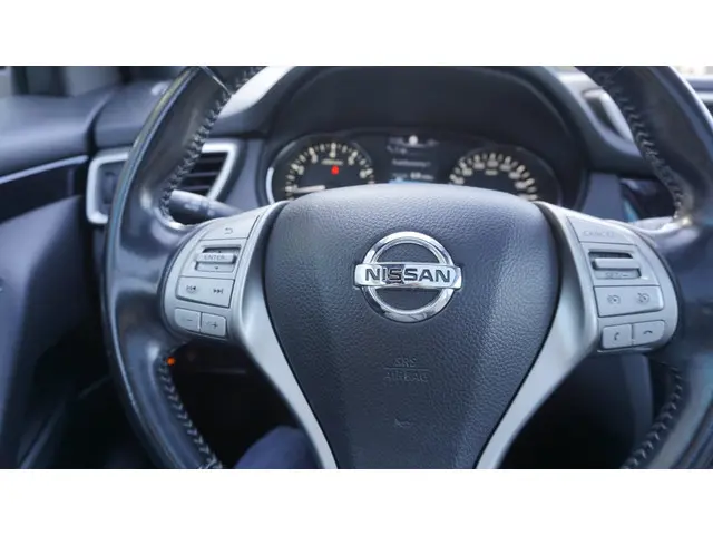 Nissan QASHQAI 1.2 Tekna 2015 Benzine 15