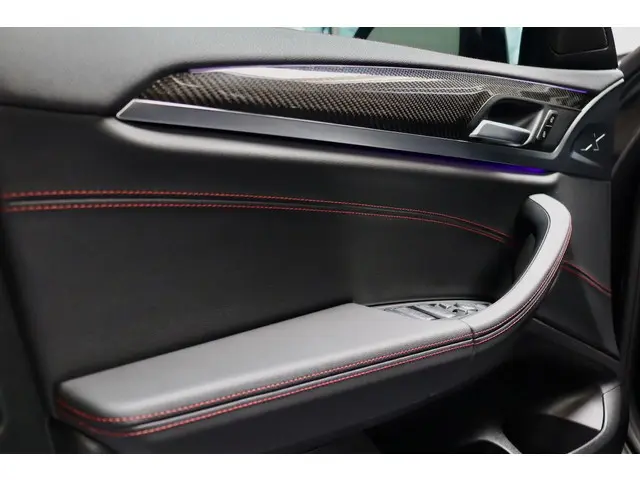 BMW X4 xDrive20i High Ex M Sport|FROZEN BL 2022 Benzine 7