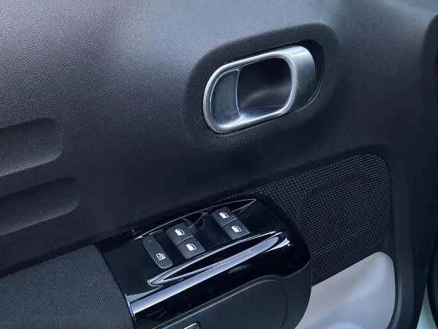 Citroën C3 1.2 PureTech Shine 2017 Benzine 5