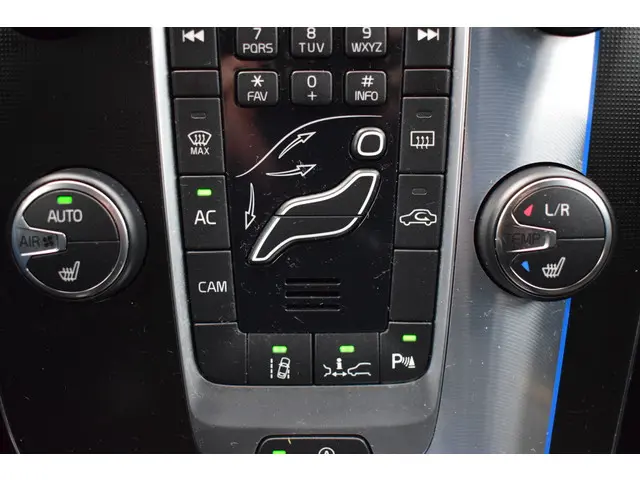 Volvo V40 2.5 T5 255pk Automaat R-Design 2013 Benzine 10