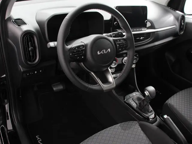 Kia Picanto 1.0 DPI DynamicLine Automaat 2025 Benzine 2
