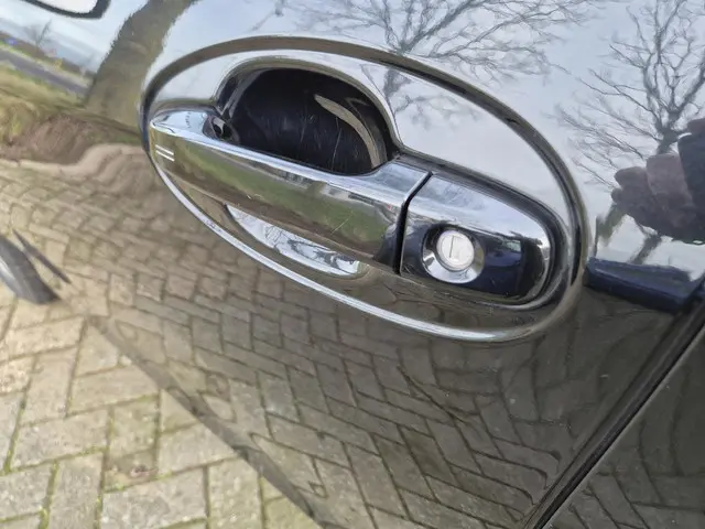 Toyota Yaris 1.5 Hybrid Dynamic 2019 Hybride Benzine 24