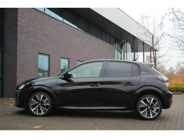 Peugeot 208 1.2 PureTech GT-Line 2020 Benzine 8