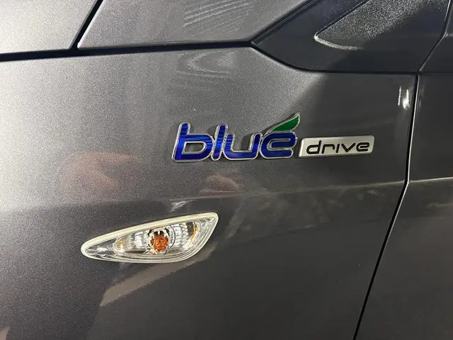 Hyundai i10 1.0i i-Motion Comfort 2015 Benzine 4
