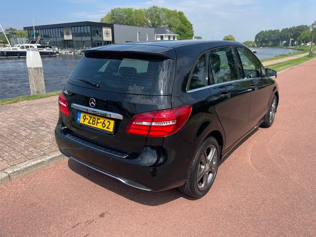 Mercedes-Benz B-Klasse 180 Ambition 2014 Benzine 4