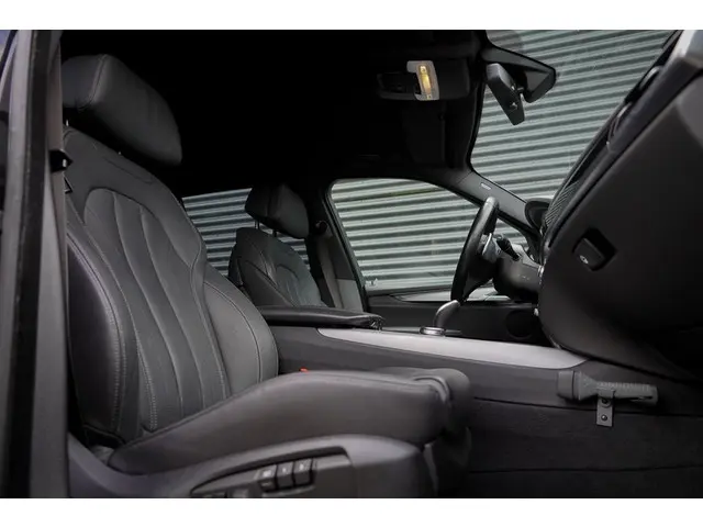 BMW X5 xDrive25d High Executive 2019 Diesel 17