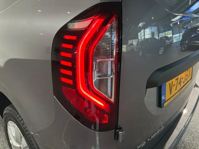 Renault Kangoo 1.5 Blue dCi 115 extra L1 2024 Diesel 22