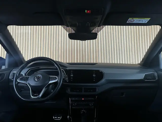 Volkswagen T-Cross 1.0 TSI Style Business R 2019 Benzine 20