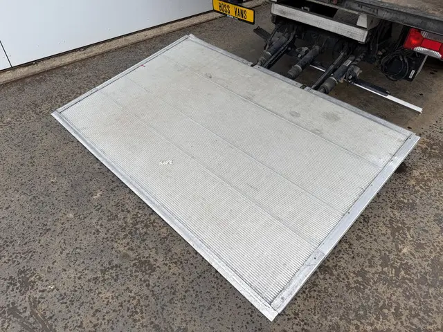 Iveco Daily 35S14 2.3 2019 Diesel 10