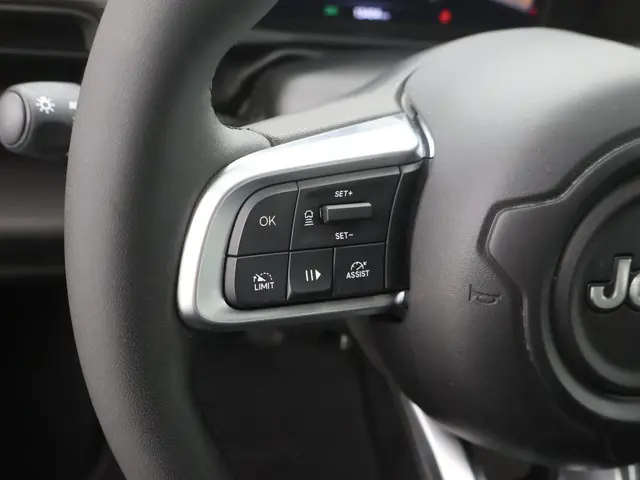 Jeep Avenger 1.2 Altitude 2024 Benzine 21