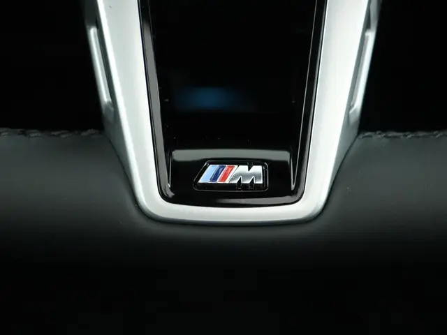 BMW 3 Serie Touring 330e xDrive 2025 Hybride Benzine 43