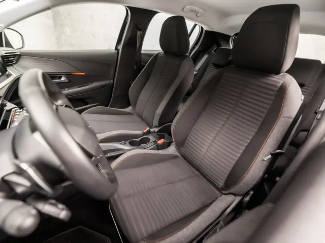 Peugeot 208 1.2 PureTech Sport 2020 Benzine 13