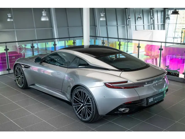 Aston Martin DB12 4.0 V8 2024 Benzine 7