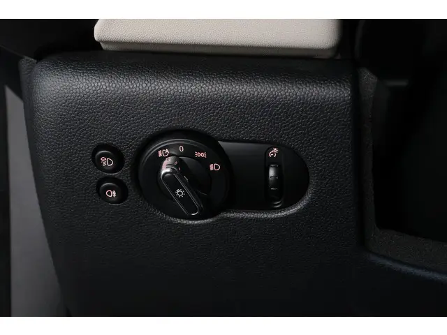 MINI Electric Mini MINI Yours 33 kWh 2022 Elektrisch 25