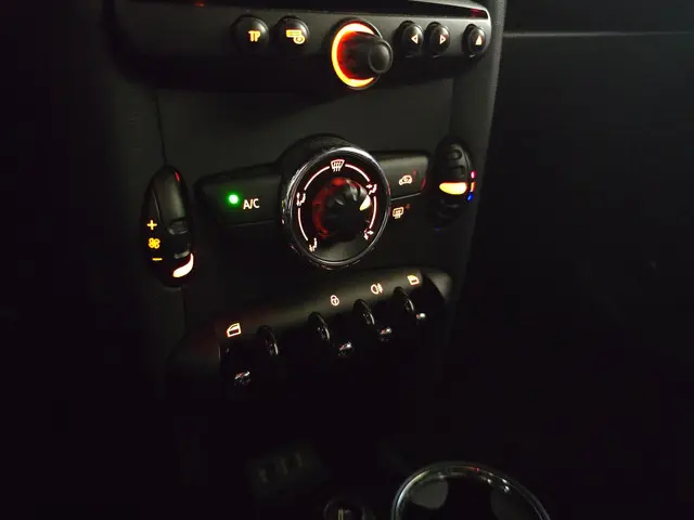 MINI One Mini 1.6 Holland Street 2013 Benzine 19