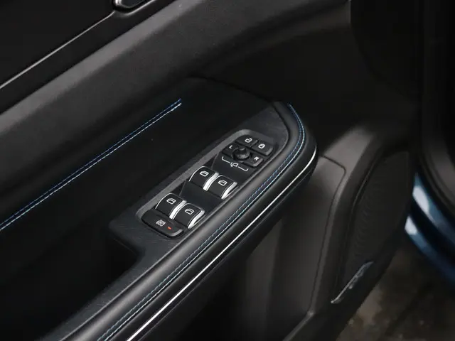 Lynk & Co 01 1.5 2021 Hybride Benzine 23