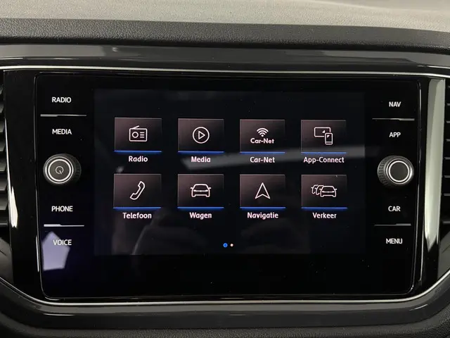 Volkswagen T-Roc 1.5 TSI DSG Sport 2019 Benzine 34
