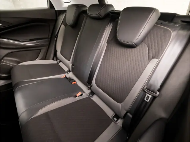 Opel Grandland X 1.2 Turbo Elegance Sport 2021 Benzine 16