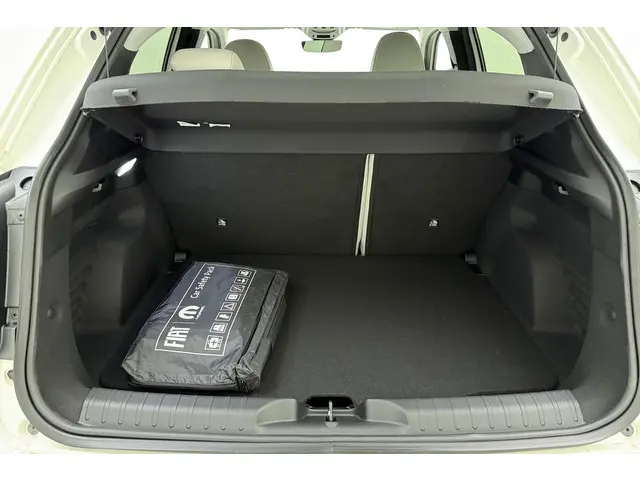 Fiat 600 1.2 Hybrid La Prima 2025 Hybride Benzine 10