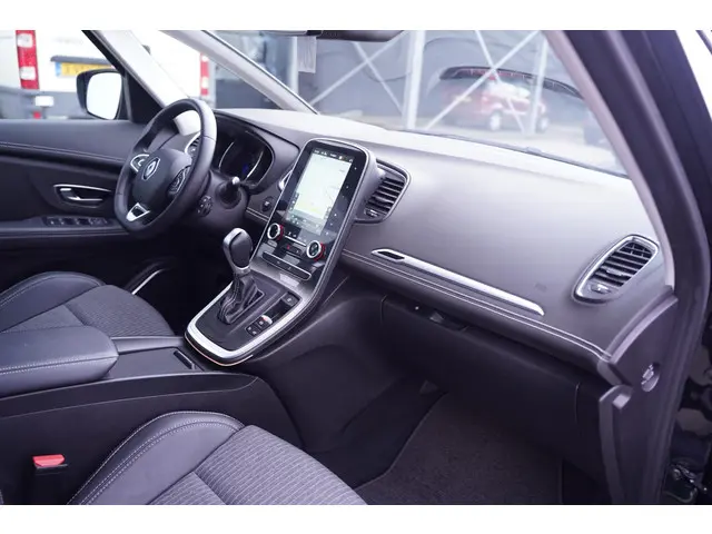 Renault Grand Scénic 1.3 TCe Techno 7p. 2022 Benzine 29