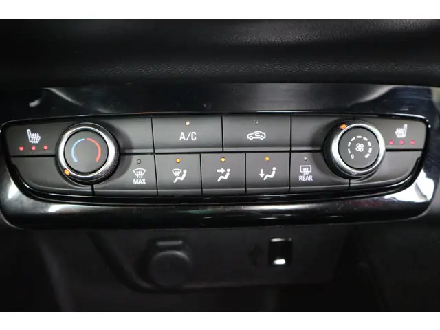 Opel Corsa 1.2 GS Line 2019 Benzine 28
