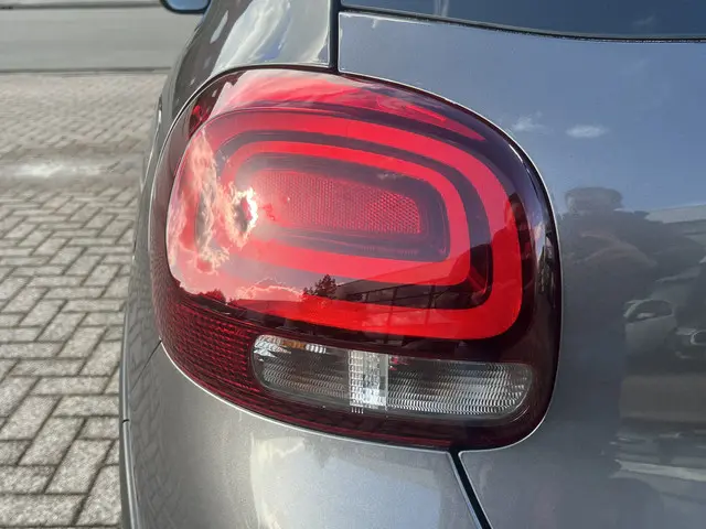 Citroën C3 1.2 82 pk Shine 2018 Benzine 34