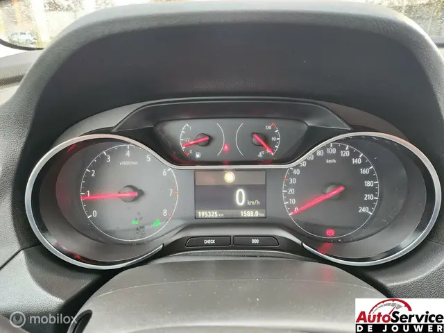 Opel Grandland X 1.5 CDTi Innovation 2020 Diesel 17