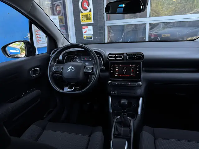 Citroën C3 Aircross 1.2 PureTech S&S Shine 2019 Benzine 4
