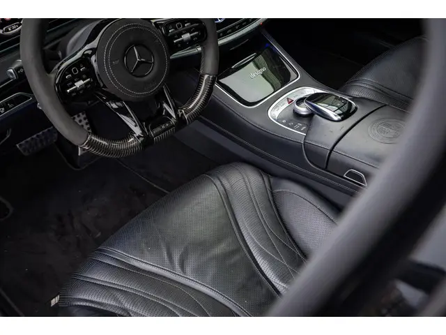 Mercedes-Benz S-Klasse AMG 63 4Matic Lang 2015 Benzine 31