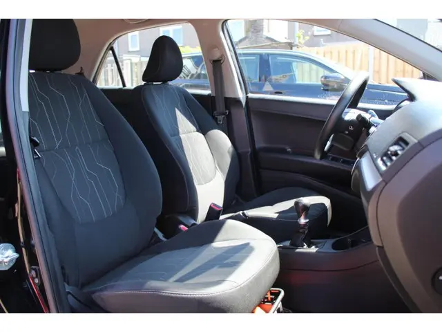 Kia Picanto 1.0 CVVT ISG Plus Pack 2014 Benzine 7