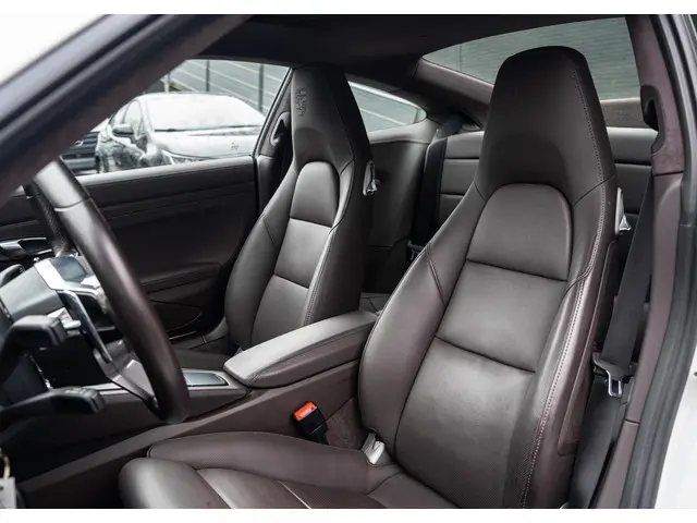 Porsche 911 3.0 Carrera S 2017 Benzine 51
