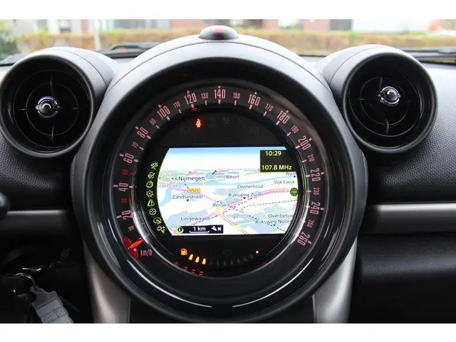 MINI Countryman Mini 1.6 Cooper Pepper 2017 Benzine 15