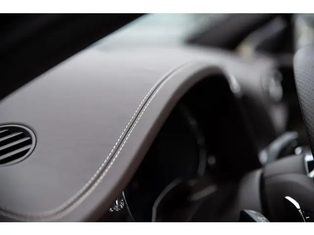 Bentley Bentayga 3.0 V6 Hybrid 2022 Hybride Benzine 93
