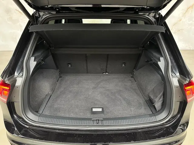 Volkswagen Tiguan 1.5 TSI R-Line 2024 Benzine 13
