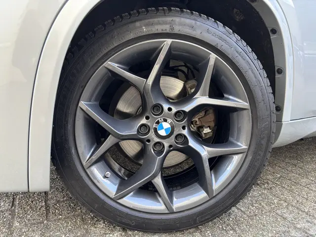 BMW X1 xDrive28i High Executive 2015 Benzine 19