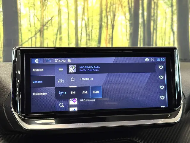 Peugeot 2008 1.2 PureTech 130 Allure 2024 Benzine 17