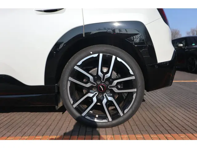 MINI Aceman E 2025 Elektrisch 7