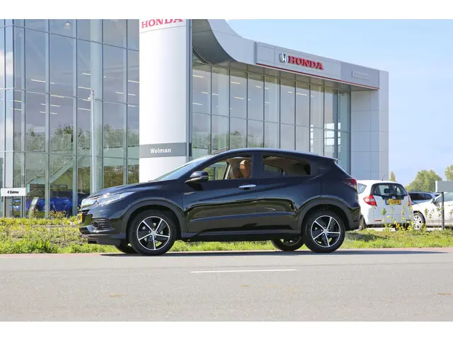 Honda HR-V 1.5i VTEC EXECUTIVE 2019 Benzine 36