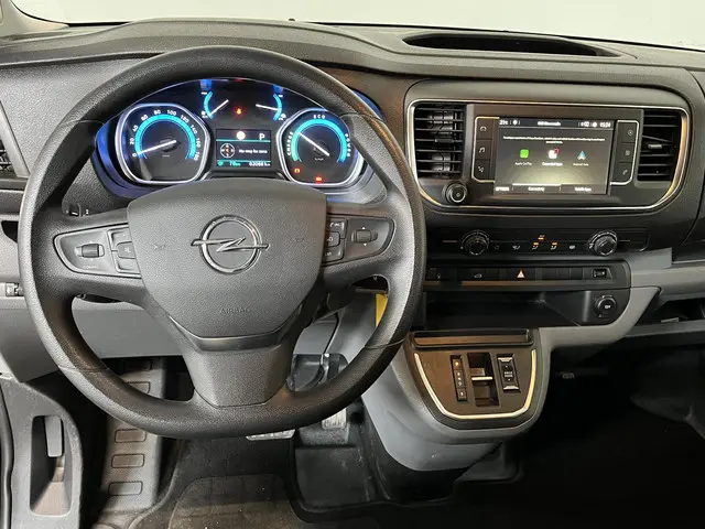 Opel Vivaro-e 2