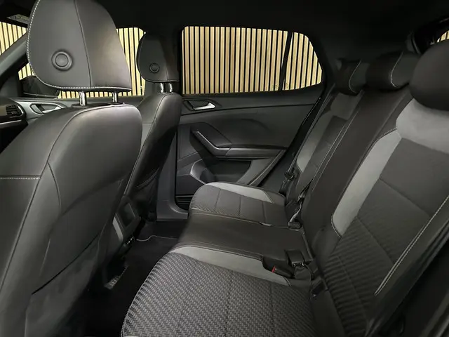 Volkswagen T-Cross 1.0 TSI R-Line 2022 Benzine 6