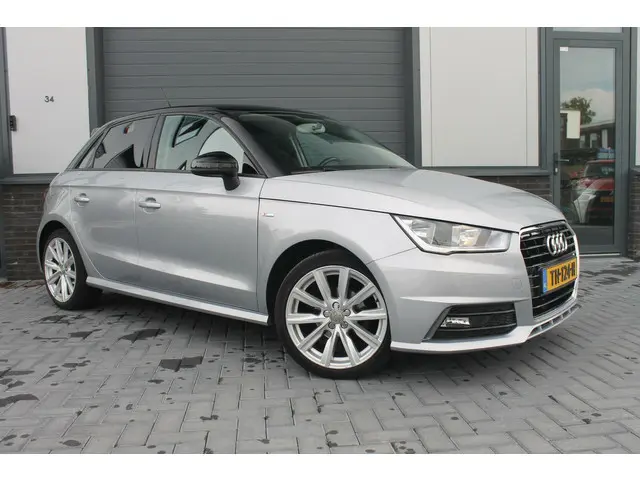 Audi A1 Sportback 1.0 TFSI Pro Line 2018 Benzine 4