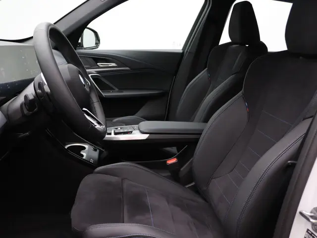BMW X1 xDrive30e 2024 Hybride Benzine 9