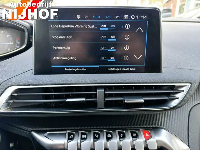 Peugeot 3008 1.2 PureTech Allure 2019 Benzine 23