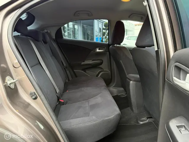 Honda Civic 1.8 Comfort 2012 Benzine 16