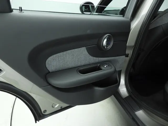 MINI Clubman Cooper 2019 Benzine 18