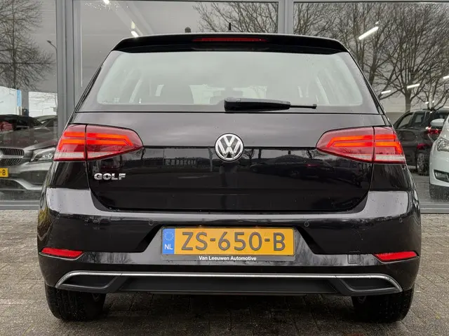 Volkswagen Golf 1.0 TSI Comfortline 2019 Benzine 19