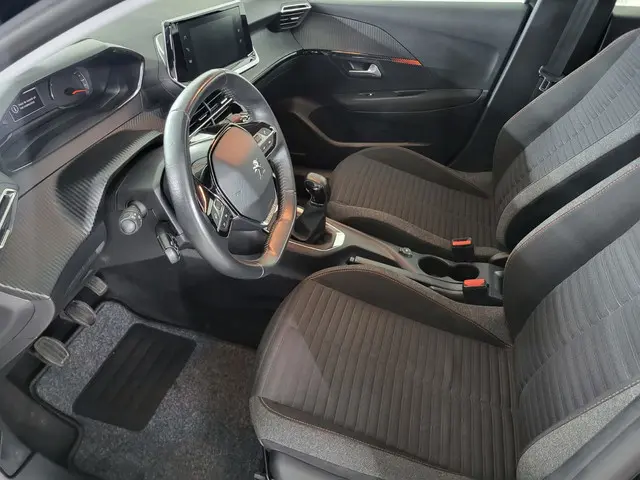 Peugeot 208 1.2 PureTech Active Pack 2022 Benzine 8